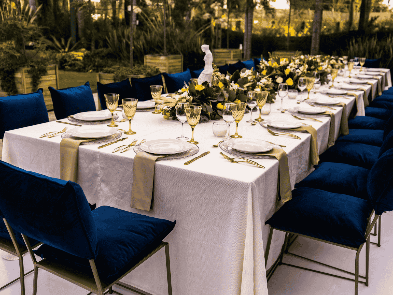 land a party - page (1)